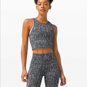 Lulu Power Pivot Tank